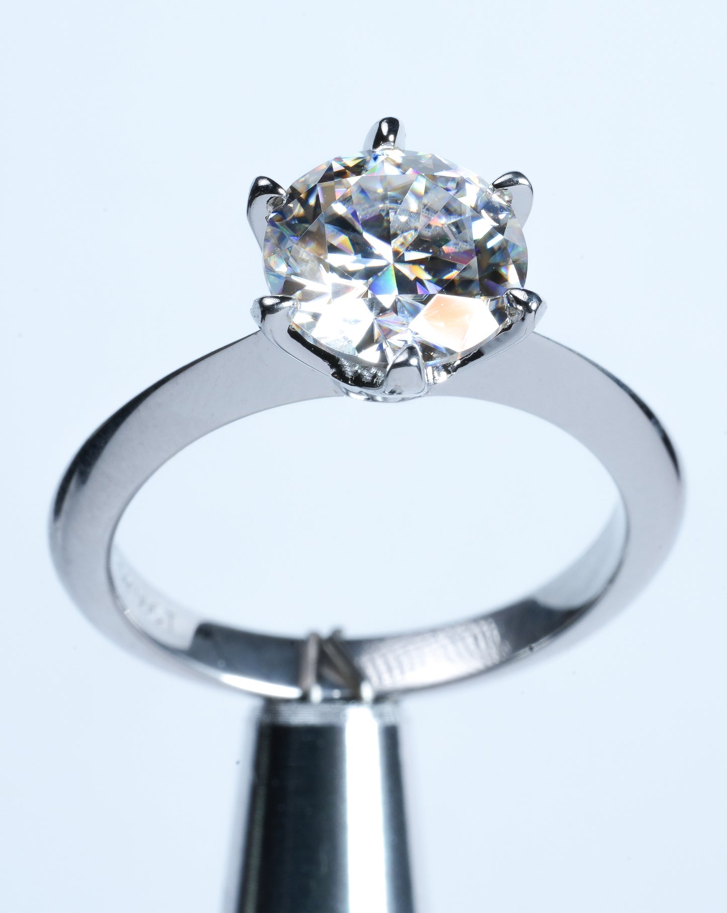 SOLITAIRE RING 2 CT