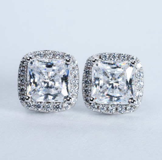 HALO EARRINGS *Precio por lanzamiento